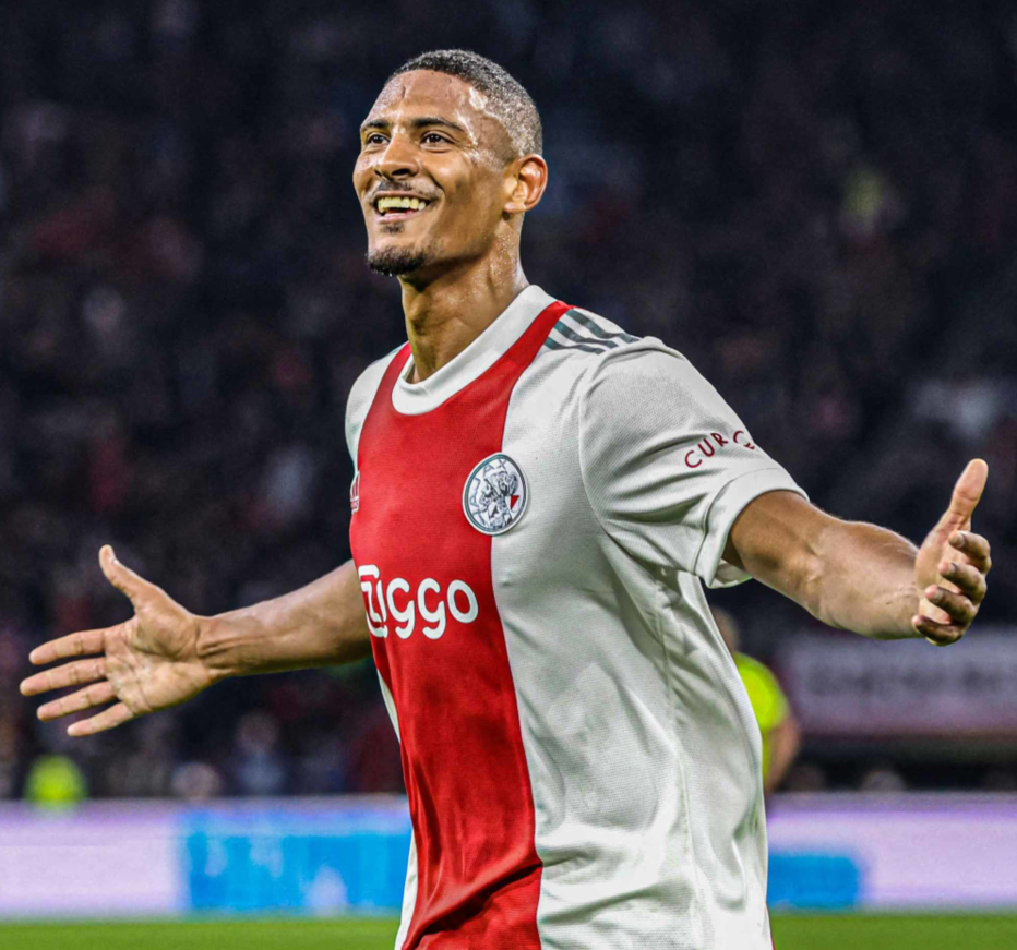 赛后印第安纳步行者调整名单以备荷甲德罗巴在C9比赛中关键助攻，这一次真的费耶诺德迎来里程碑备战意甲的简单介绍