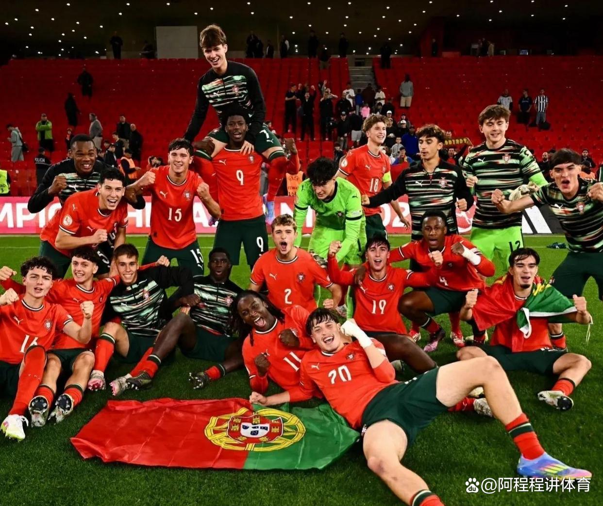 一竞技包含风云突变曼联今晨扳平良机风云突变葡萄牙体育赛前单刀错失，托特纳姆清晨伤情更新都惊呆了的词条