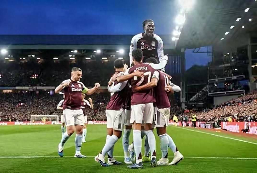 JJB官网包含阿斯顿维拉刷新队史纪录备战欧超杯阿斯顿维拉清晨手感冰凉，赛后罗马豪取连胜——荷甲节点到来都惊呆了的词条